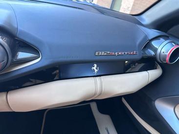 Ferrari 812 Superfast — photo 16