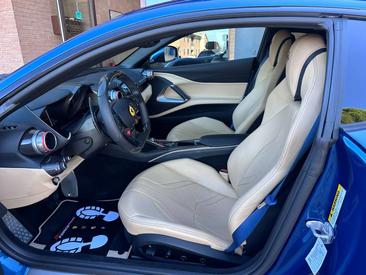Ferrari 812 Superfast — photo 28