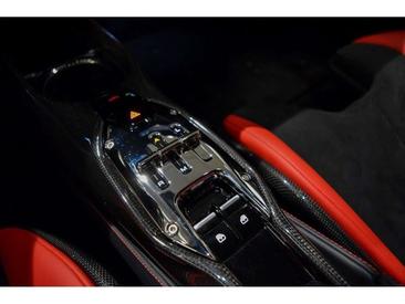 Ferrari SF90 Spider — photo 10