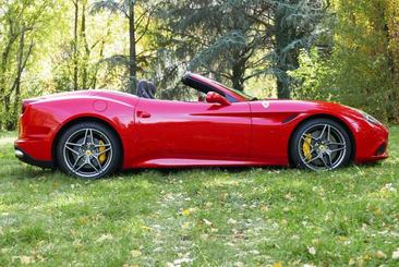 Ferrari California T — photo 12