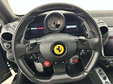 Ferrari GTC4Lusso — photo 11
