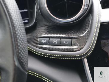 Ferrari GTC4Lusso — photo 16