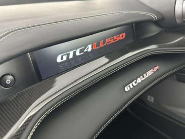 Ferrari GTC4Lusso — photo 16