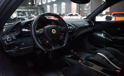 Ferrari 488