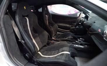 Ferrari 488 — photo 9