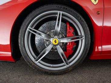 Ferrari 458 Speciale — photo 12