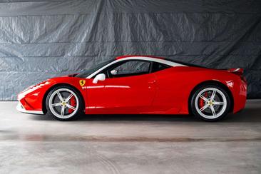 Ferrari 458 Speciale — photo 9