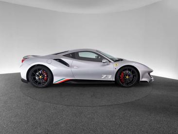 Ferrari 488 Pista — photo 3