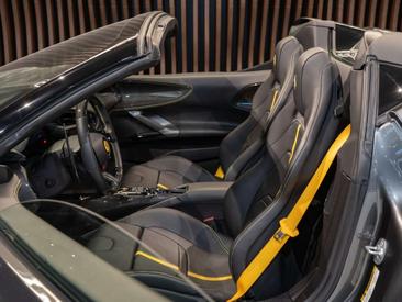 Ferrari SF90 Spider — photo 8
