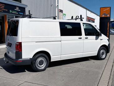 Volkswagen Transporter — photo 12