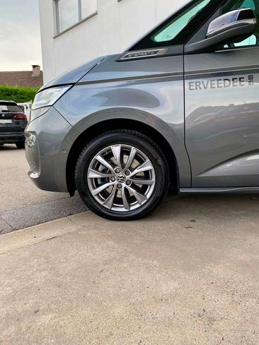 Volkswagen Multivan EHybrid Life — photo 5