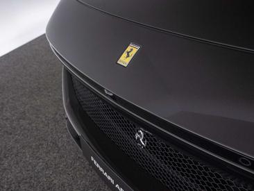 Ferrari Purosangue — photo 8