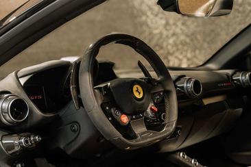 Ferrari 812 GTS — photo 9
