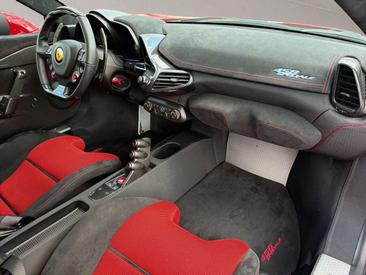 Ferrari 458 Speciale — photo 11