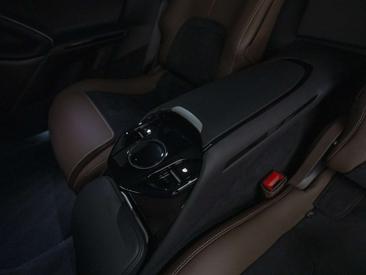 Ferrari Purosangue — photo 14