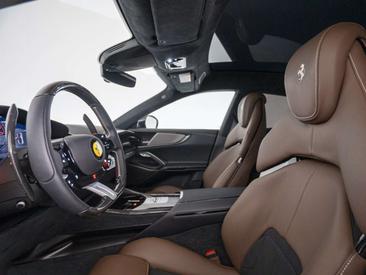 Ferrari Purosangue — photo 15