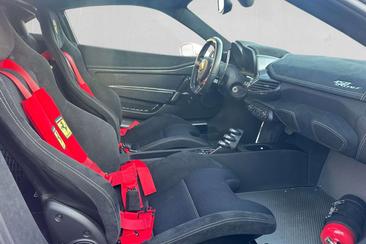 Ferrari 458 Speciale — photo 25