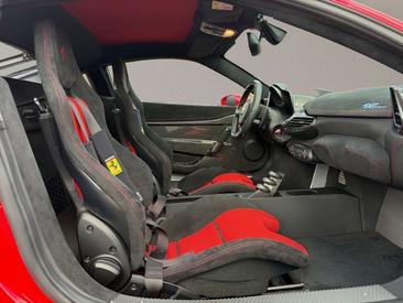 Ferrari 458 Speciale — photo 15
