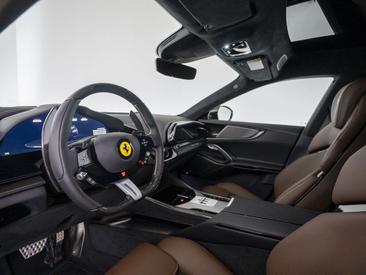 Ferrari Purosangue — photo 17