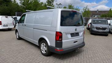 Volkswagen Transporter — photo 7