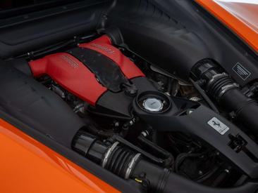 Ferrari F8 Tributo — photo 21