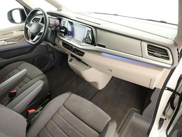 Volkswagen Multivan Hybrid 4Motion Style — photo 6