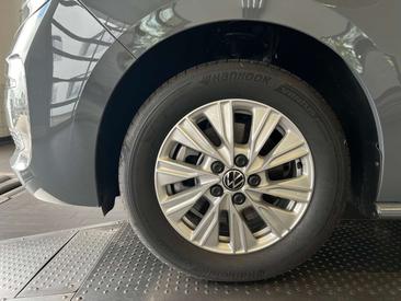 Volkswagen Multivan EHybrid 4Motion Life — photo 4