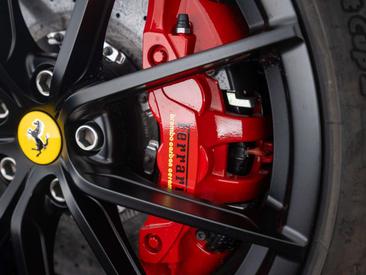 Ferrari 488 Pista — photo 23