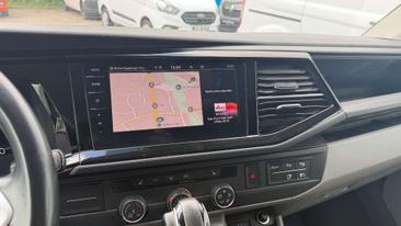 Volkswagen Transporter — photo 12