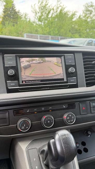 Volkswagen Transporter — photo 13