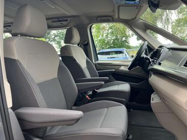 Volkswagen Multivan EHybrid 4Motion Life — photo 8