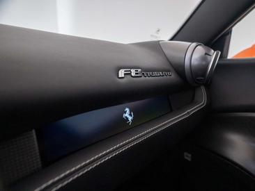 Ferrari F8 Tributo — photo 29