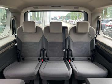 Volkswagen Multivan EHybrid 4Motion Life — photo 10