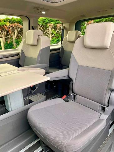 Volkswagen Multivan EHybrid Life — photo 16