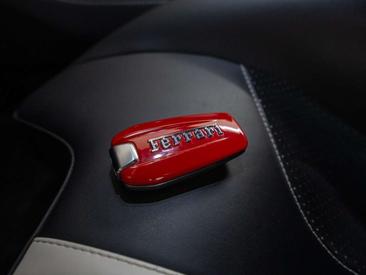 Ferrari F8 Tributo — photo 45