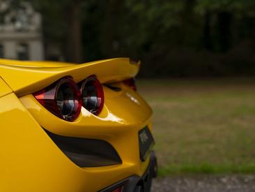 Ferrari F8 Spider — photo 42