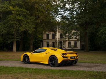 Ferrari F8 Spider — photo 46