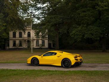 Ferrari F8 Spider — photo 48