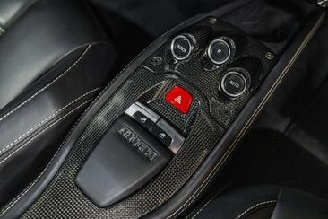 Ferrari 458 Italia — photo 33