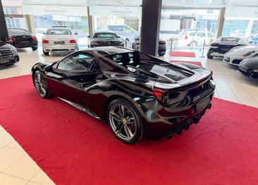 Ferrari 488 — photo 8