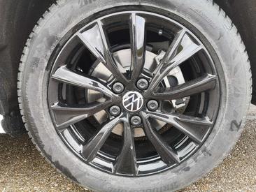 Volkswagen Multivan Hybrid 4Motion Premium — photo 4