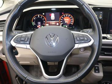 Volkswagen Multivan Hybrid Life — photo 10