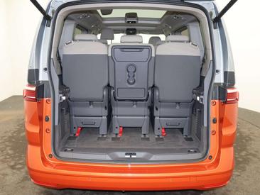 Volkswagen Multivan Hybrid Life — photo 18