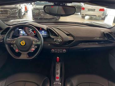 Ferrari 488 — photo 35