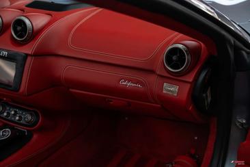 Ferrari California — photo 15