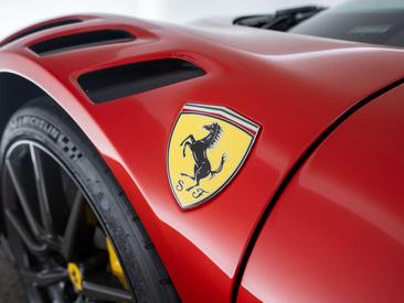 Ferrari SF90 XX Spider — photo 15