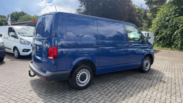Volkswagen Transporter — photo 5