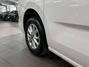 Volkswagen Multivan TDI Life — photo 12