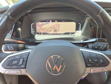 Volkswagen Caddy Highline — photo 9