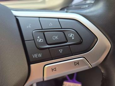 Volkswagen Caddy Highline — photo 12